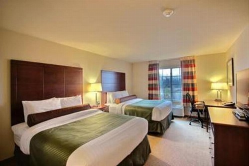 AmericInn by Wyndham Oshkosh - image 10