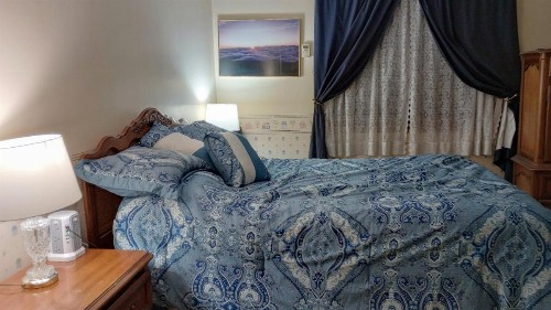 Moreland Air Venture Rooms - image 6