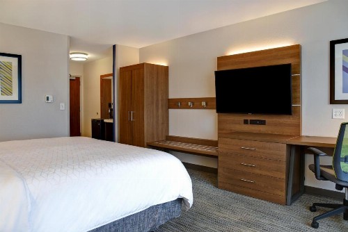 Holiday Inn Express & Suites - Ottawa - image 11