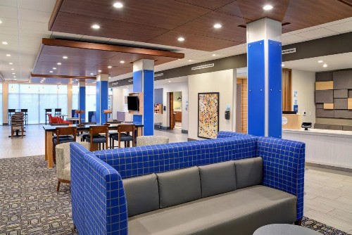 Holiday Inn Express & Suites - Ottawa - image 3