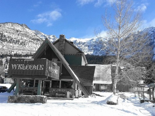 Twin Peaks Lodge & Hot Springs - image 31