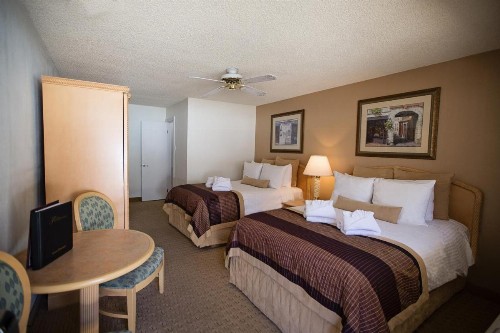 Twin Peaks Lodge & Hot Springs - image 34