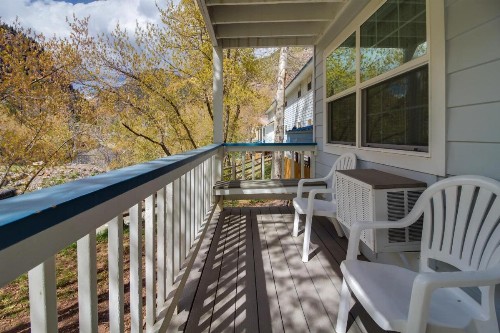 Twin Peaks Lodge & Hot Springs - image 35