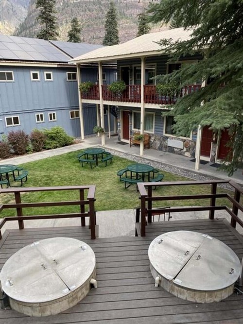 Box Canyon Lodge and Hot Springs - image 4