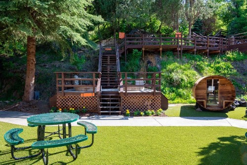 Box Canyon Lodge and Hot Springs - image 50