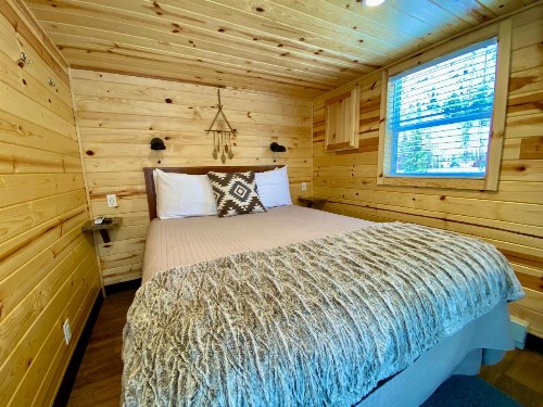 Ouray Riverside Resort - Inn & Cabins - image 36