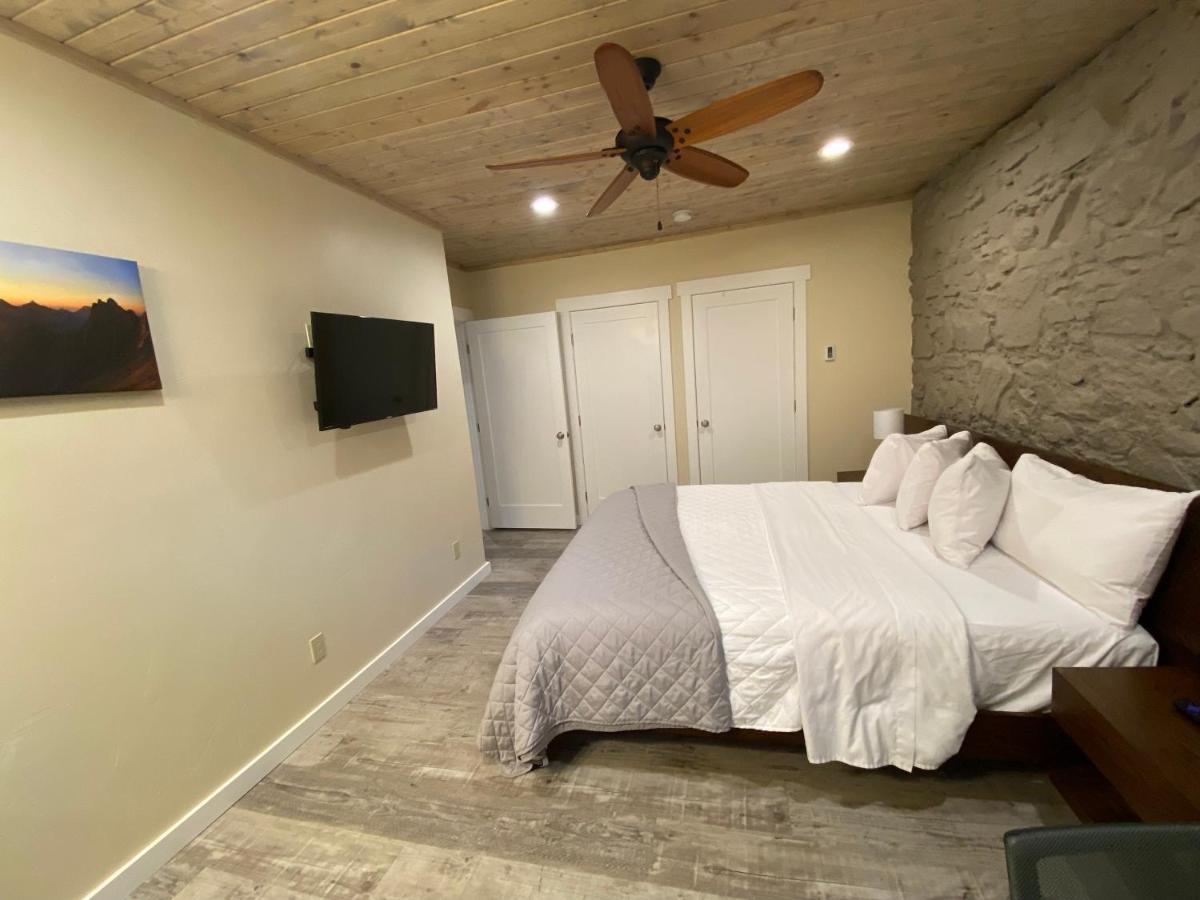 Hotel Ouray - for 12 years old and over - image 3