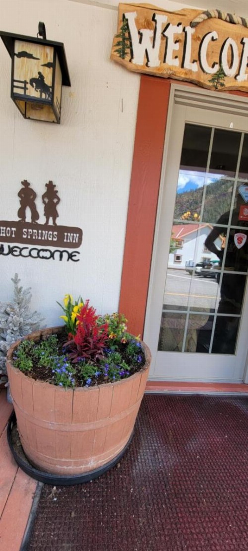 Hot Springs Inn - image 15