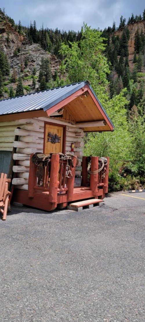 Hot Springs Inn - image 3