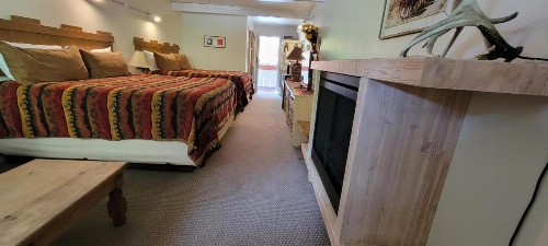 Hot Springs Inn - image 41