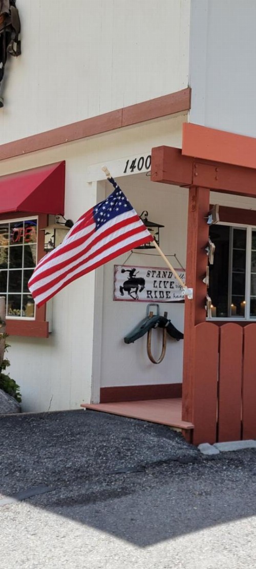 Hot Springs Inn - image 45
