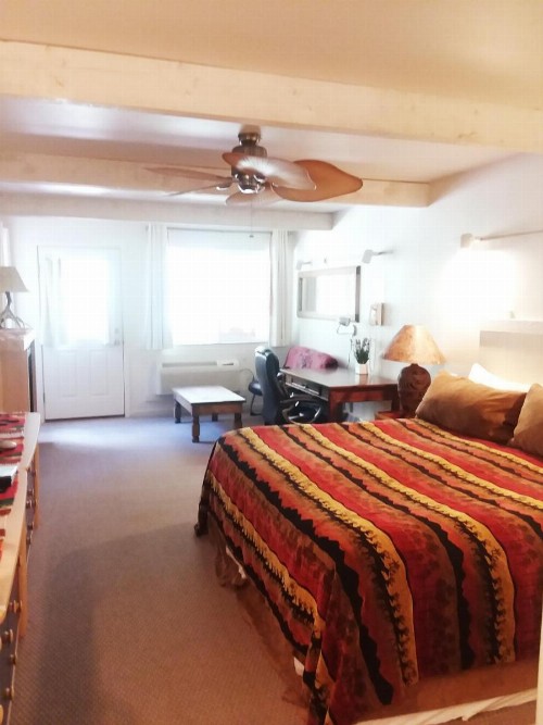 Hot Springs Inn - image 7