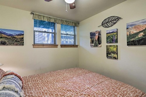 Inviting Ouray Getaway 1 Block from Main Street! - image 12