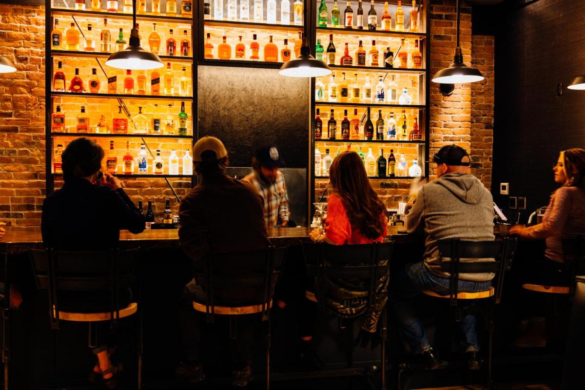 Historic Imogene Hotel & Rooftop Bar - image 5