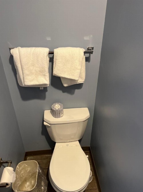Best Budget Inn Owatonna - image 7