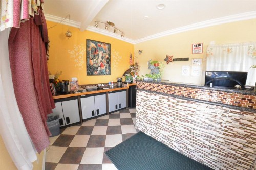 The Palace Inn - image 38