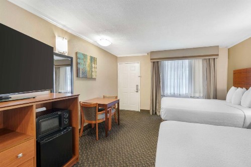 Best Western Oxnard Inn - image 26