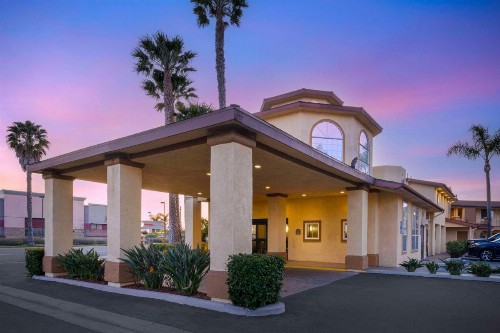 Best Western Oxnard Inn - image 32