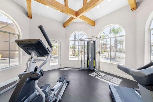 Best Western Oxnard Inn - image 39