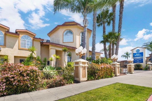 Best Western Oxnard Inn - image 4