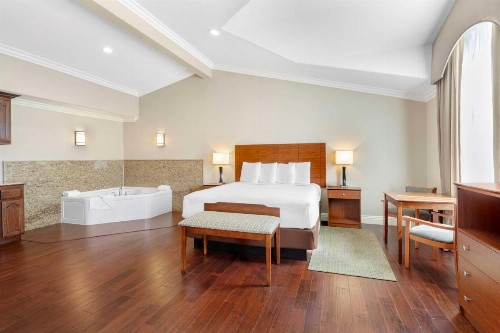 Best Western Oxnard Inn - image 41