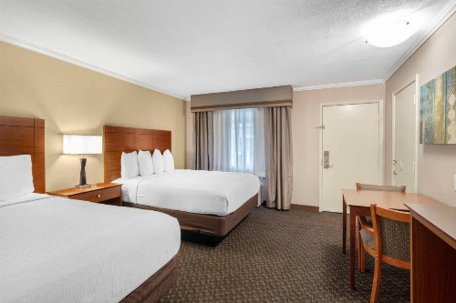 Best Western Oxnard Inn - image 42