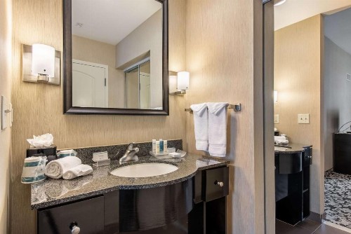 Homewood Suites by Hilton Oxnard/Camarillo - image 34