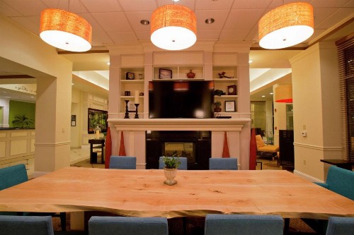 Hilton Garden Inn Oxnard/Camarillo - image 10