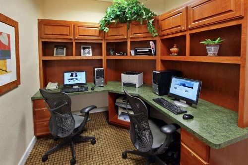 Hilton Garden Inn Oxnard/Camarillo - image 38