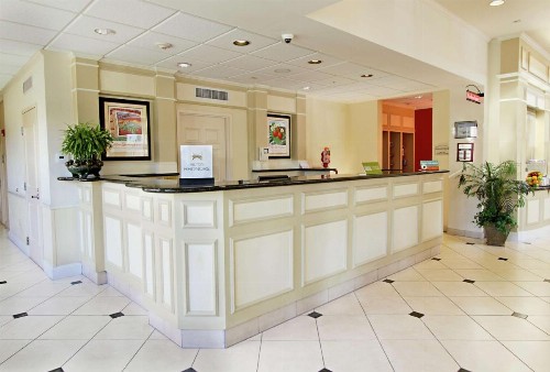 Hilton Garden Inn Oxnard/Camarillo - image 7