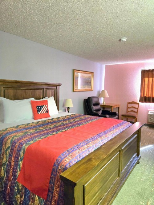 OYO Hotel Ozark MO Hwy 65