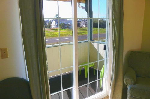 Pacific City Inn - image 24