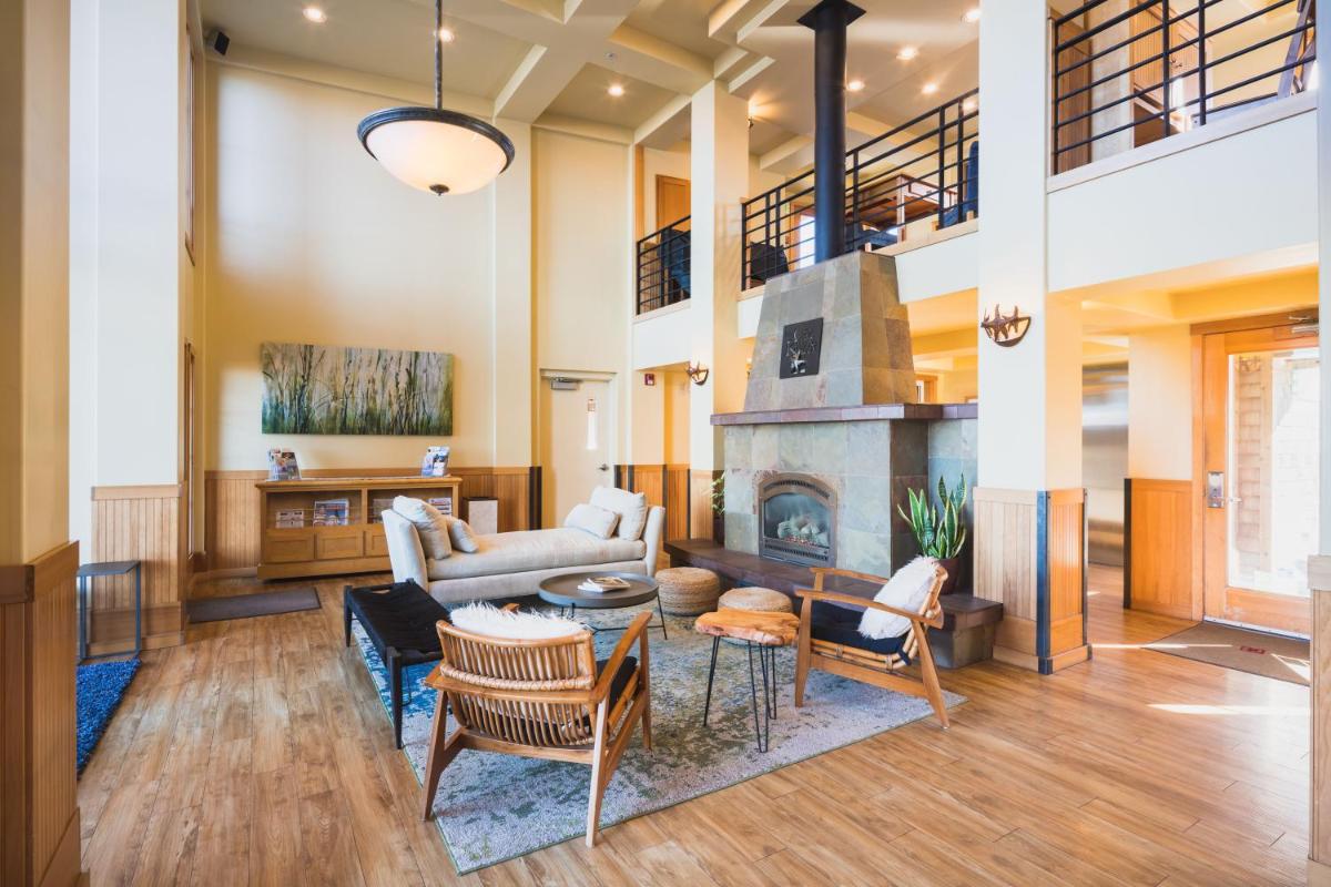 Inn at Cape Kiwanda - image 2