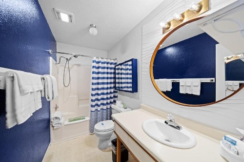 Surf & Sand Inn - image 21