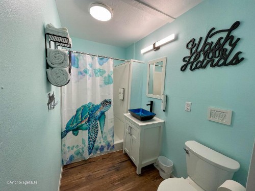 The Anchorage Motel - image 11