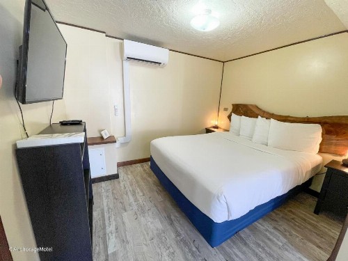 The Anchorage Motel - image 19