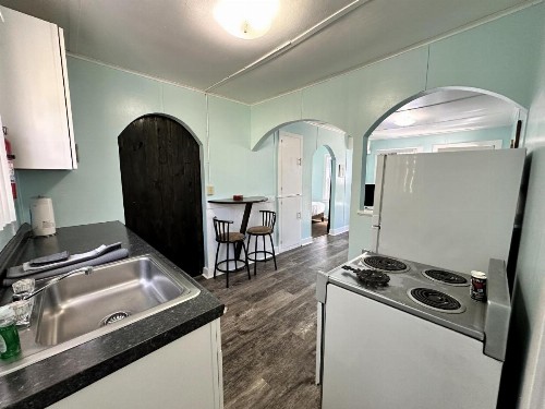 The Anchorage Motel - image 20