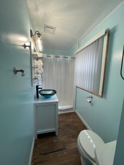 The Anchorage Motel - image 21
