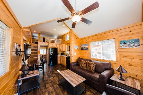 Hart’s Camp Airstream Hotel & RV Park - image 12
