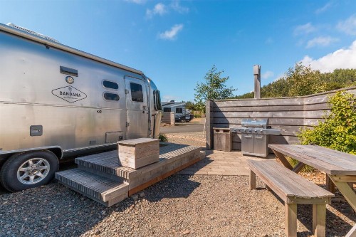 Hart’s Camp Airstream Hotel & RV Park - image 29