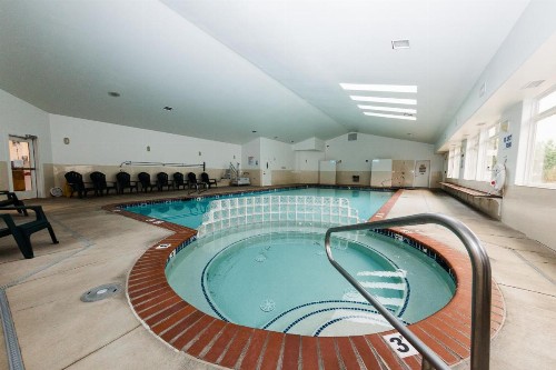 Hart’s Camp Airstream Hotel & RV Park - image 3