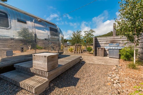 Hart’s Camp Airstream Hotel & RV Park - image 48