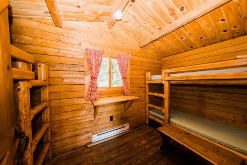 Hart’s Camp Airstream Hotel & RV Park - image 8