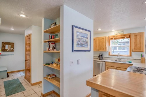 Summerhouse Cottage - image 32