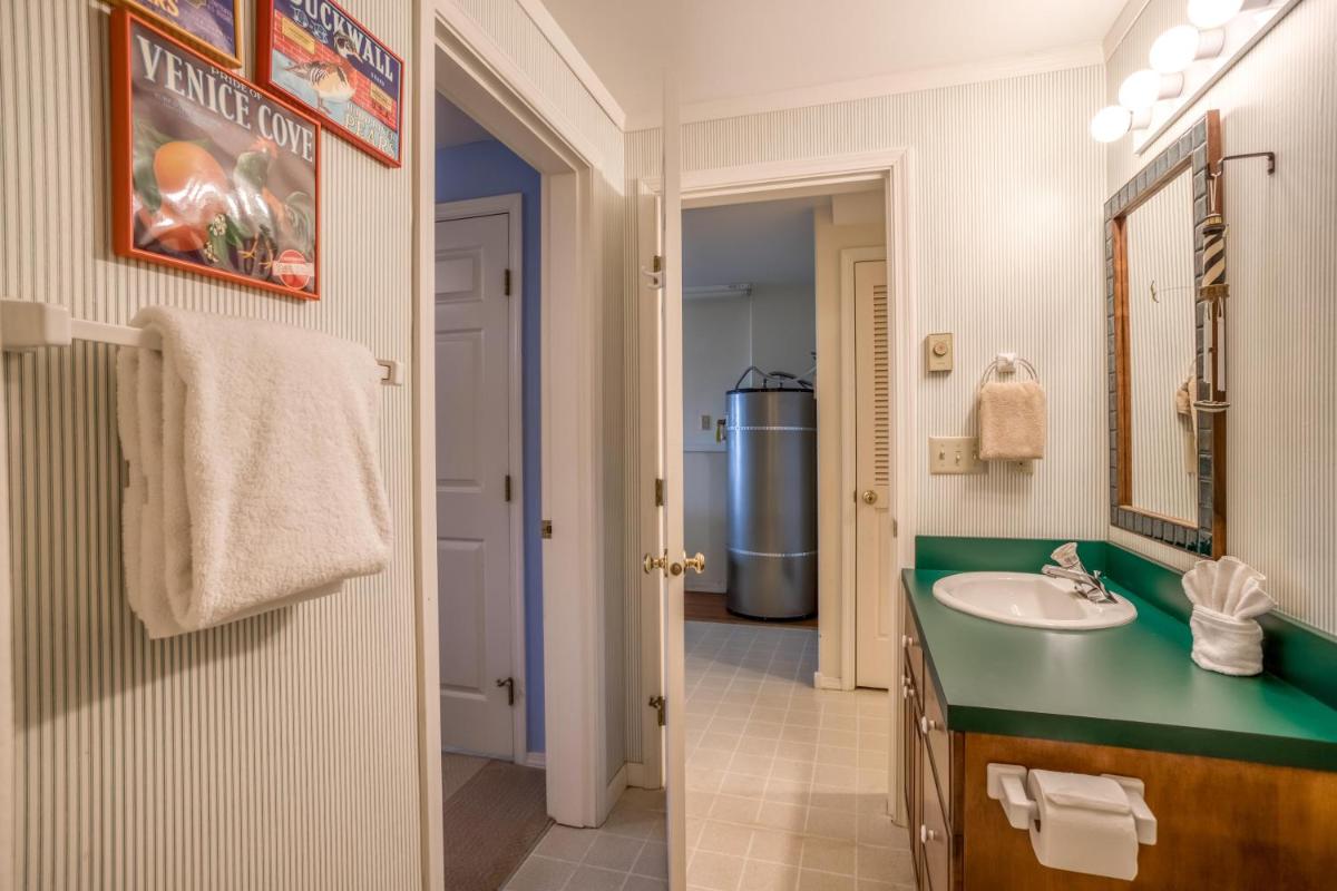 Sandpiper Cottage - image 3