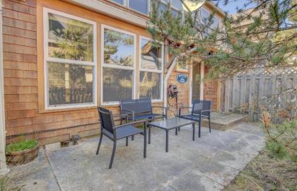 Hummingbird Hollow - image 7
