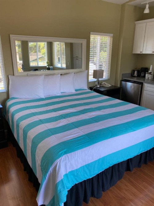 Sea Breeze Inn - Pacific Grove - image 28