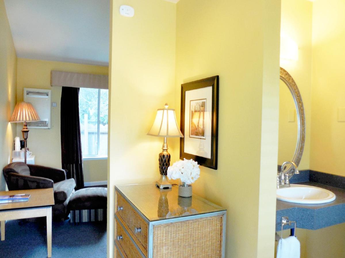Sea Breeze Inn - Pacific Grove - image 5