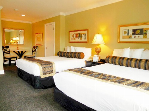 Sea Breeze Inn - Pacific Grove - image 7