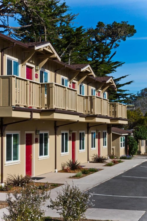 Monterey Peninsula Inn - image 14